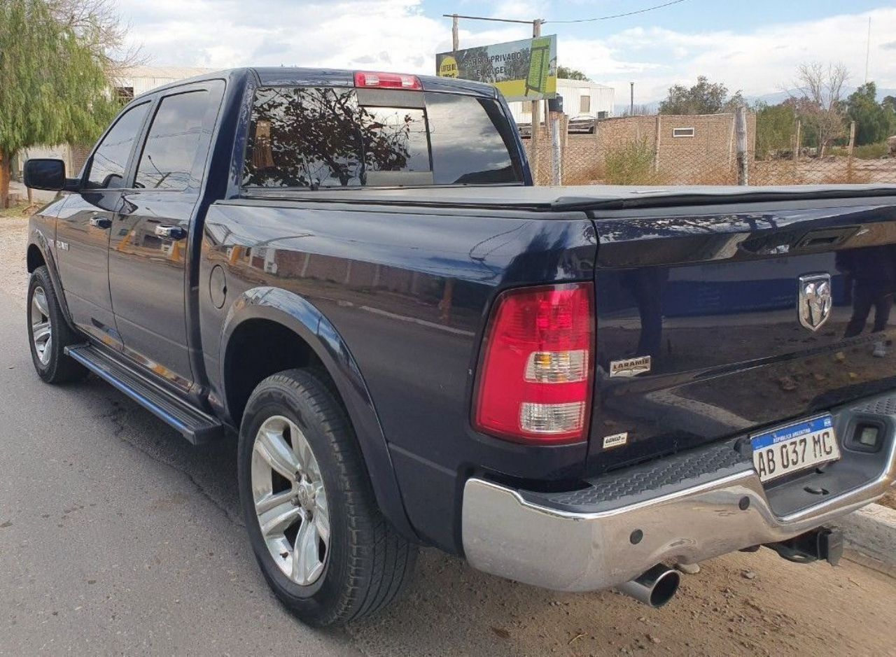 RAM 1500 Usada en San Juan, deRuedas