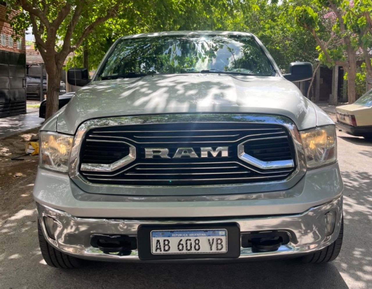 RAM 1500 Usada Financiado en San Juan, deRuedas