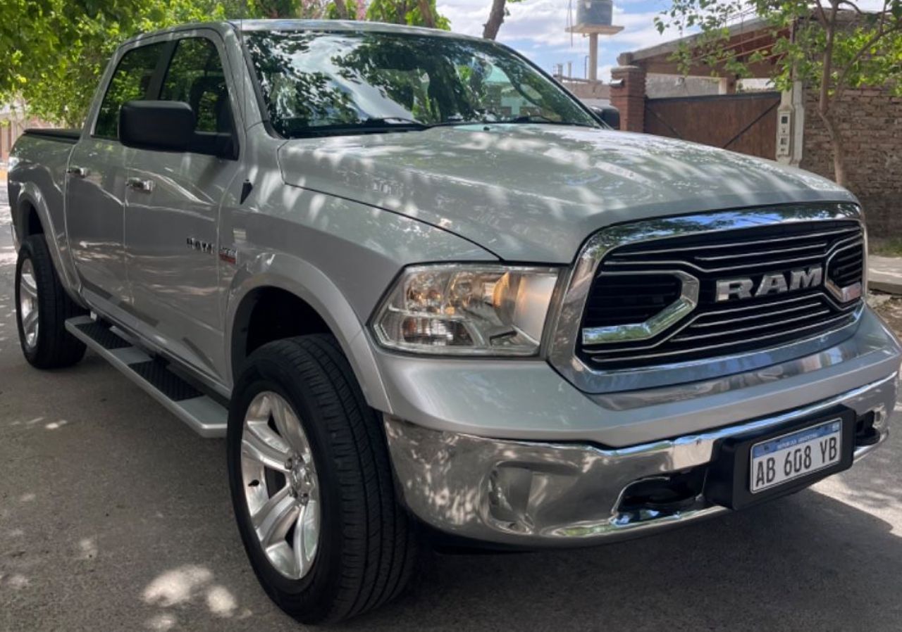 RAM 1500 Usada Financiado en San Juan, deRuedas