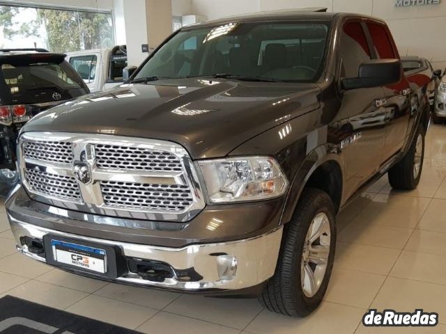 RAM 1500 Usada en Mendoza, deRuedas