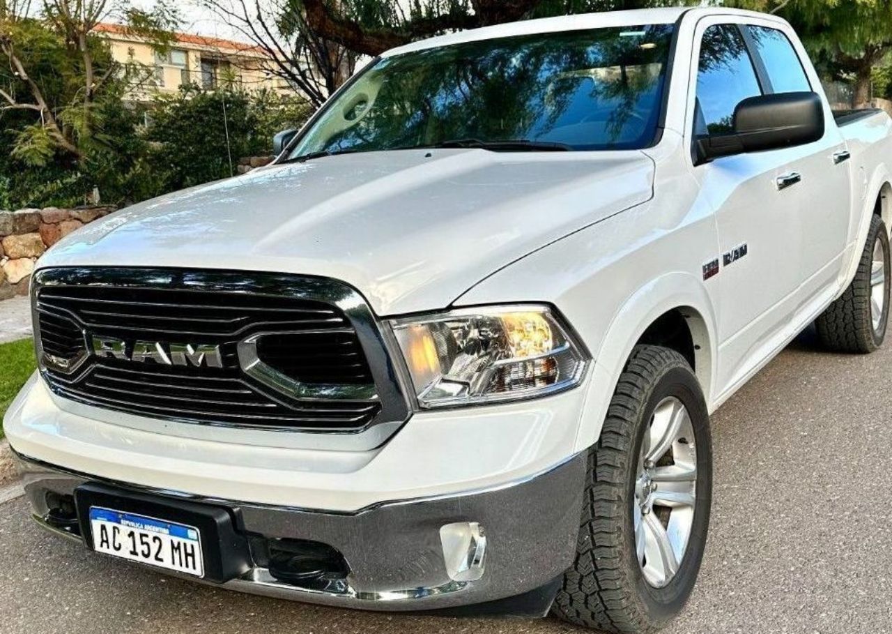 RAM 1500 Usada en Mendoza, deRuedas