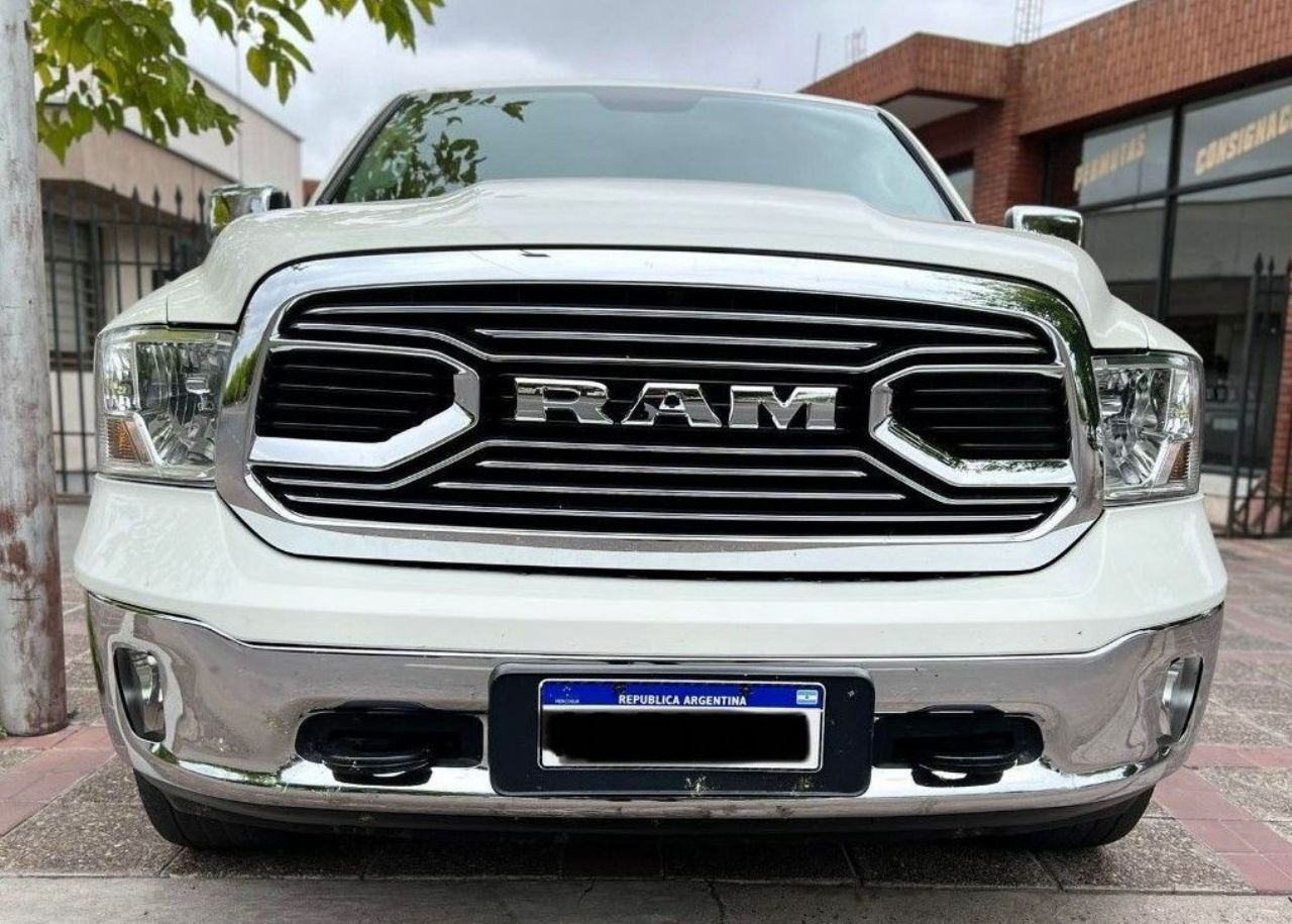 RAM 1500 Usada en Mendoza, deRuedas
