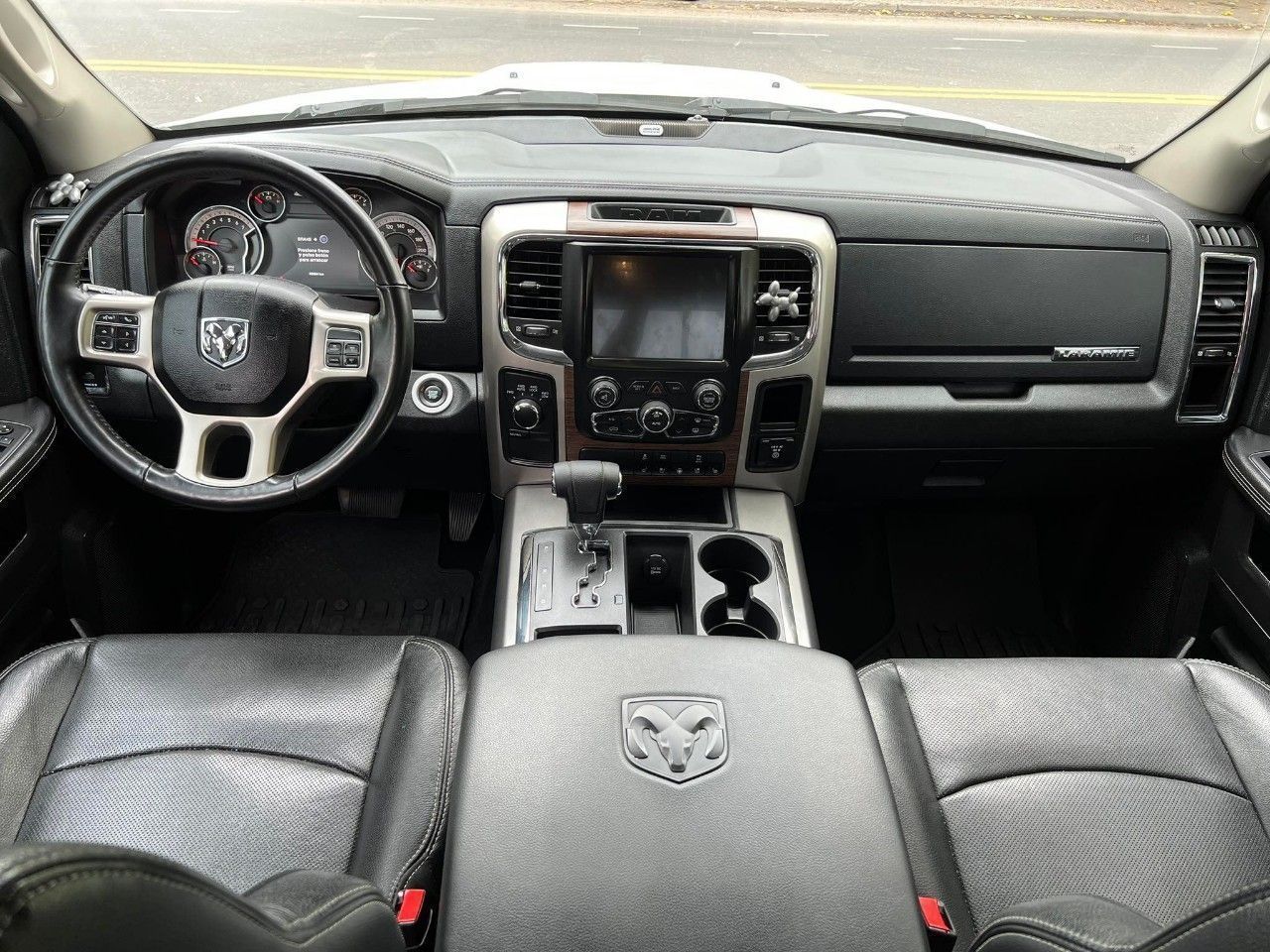 RAM 1500 Usada en Mendoza, deRuedas
