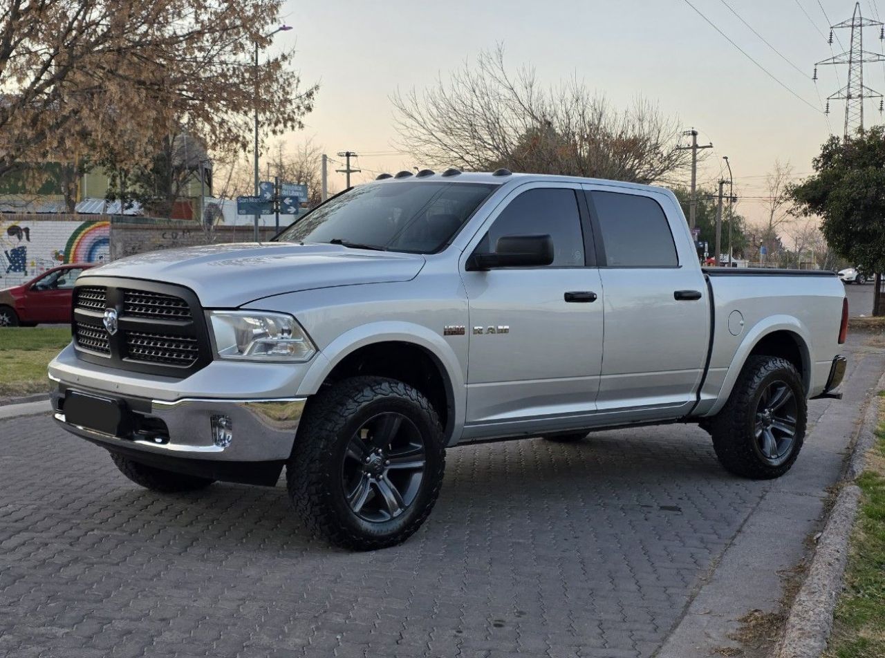 RAM 1500 Usada en Mendoza, deRuedas