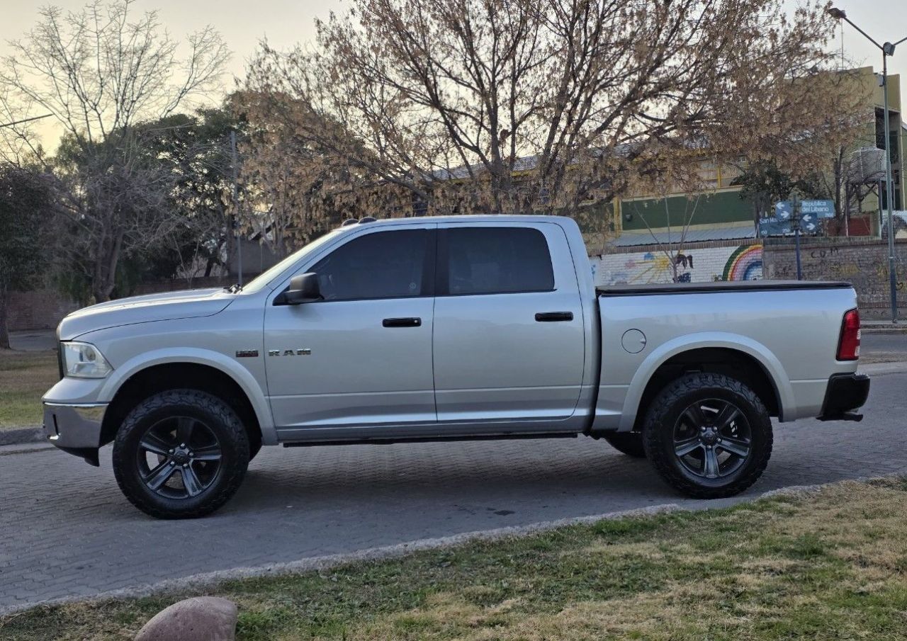 RAM 1500 Usada en Mendoza, deRuedas