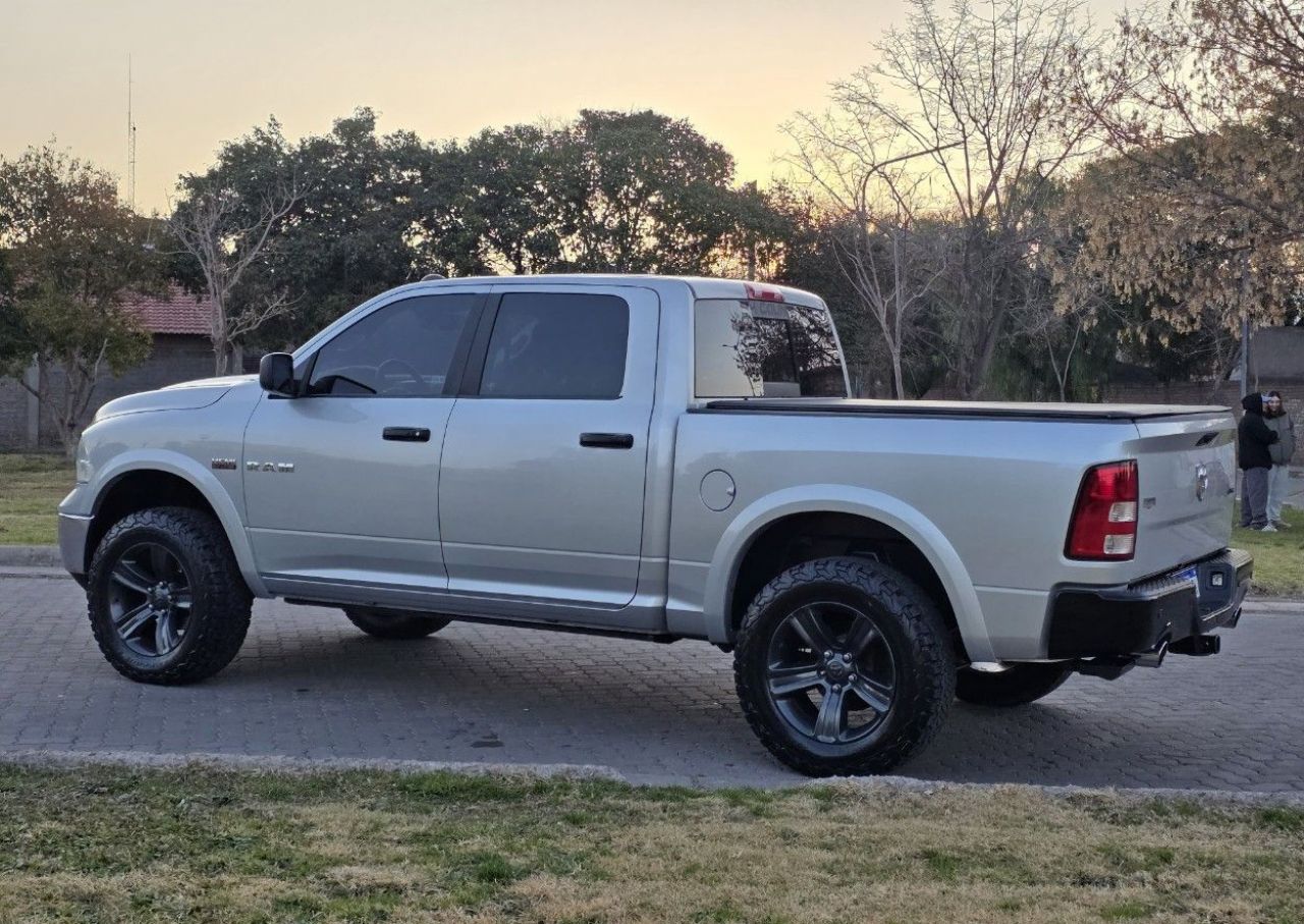 RAM 1500 Usada en Mendoza, deRuedas