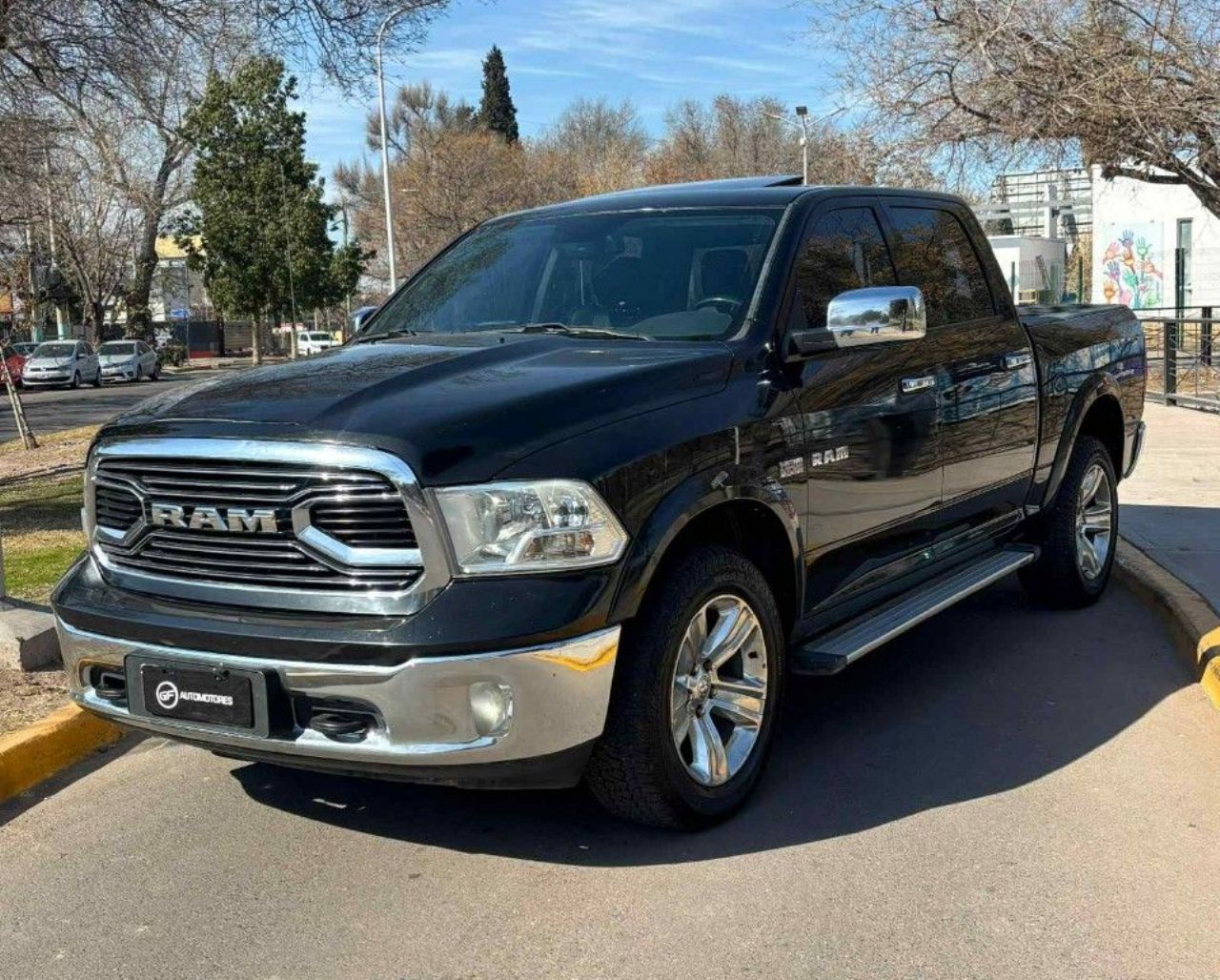 RAM 1500 Usada Financiado en Mendoza, deRuedas