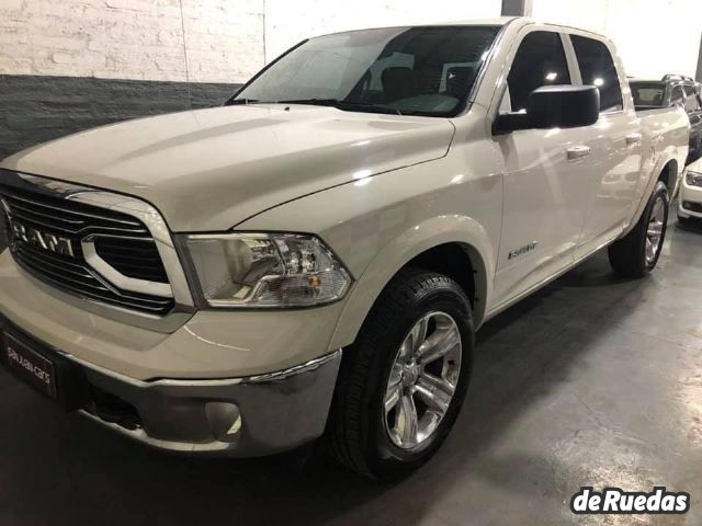 RAM 1500 Usada en San Juan, deRuedas