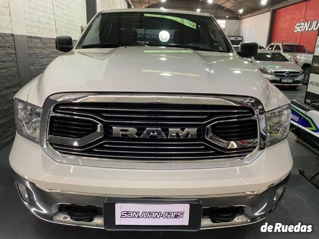 RAM 1500 Usada en San Juan, deRuedas