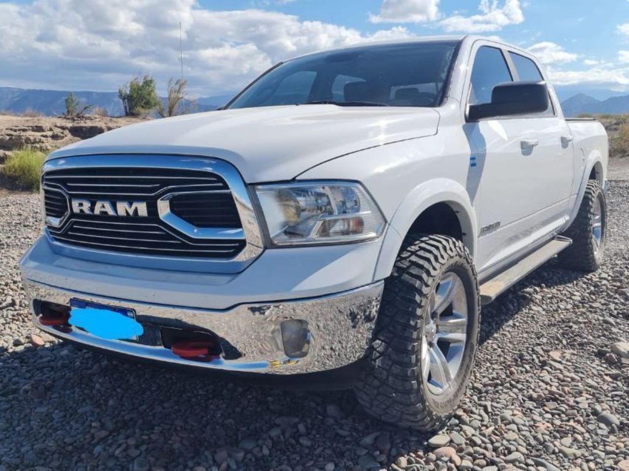 RAM 1500 Usada en San Juan, deRuedas