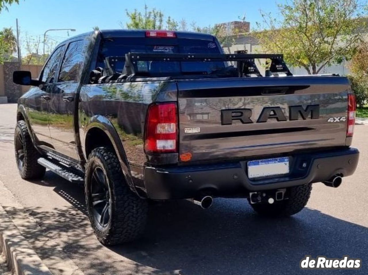 RAM 1500 Usada en Mendoza, deRuedas