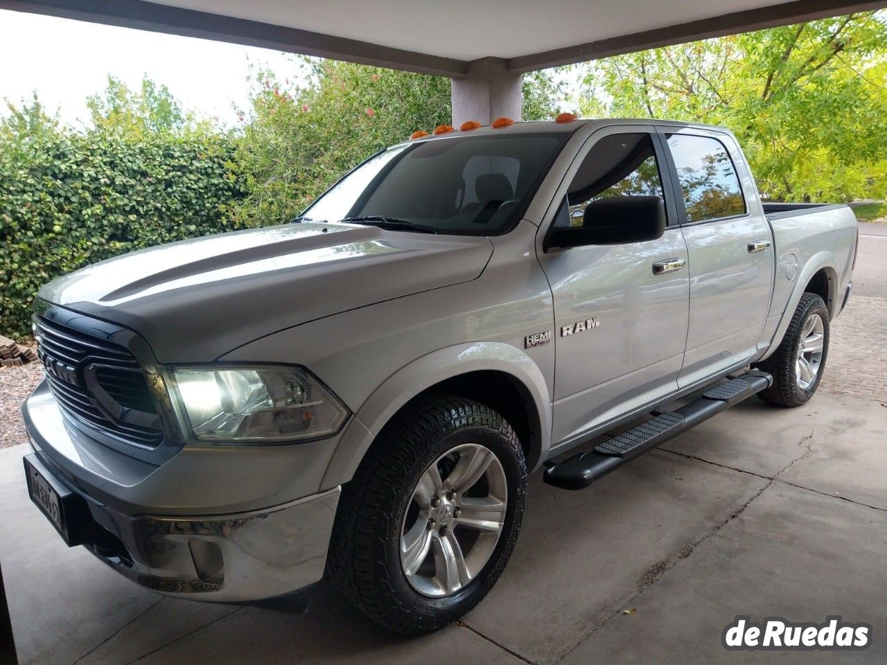 RAM 1500 Usada en Mendoza, deRuedas