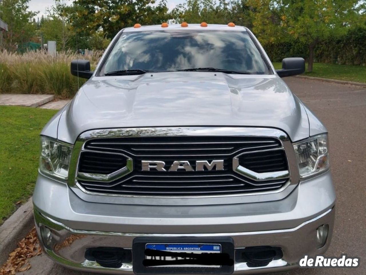 RAM 1500 Usada en Mendoza, deRuedas