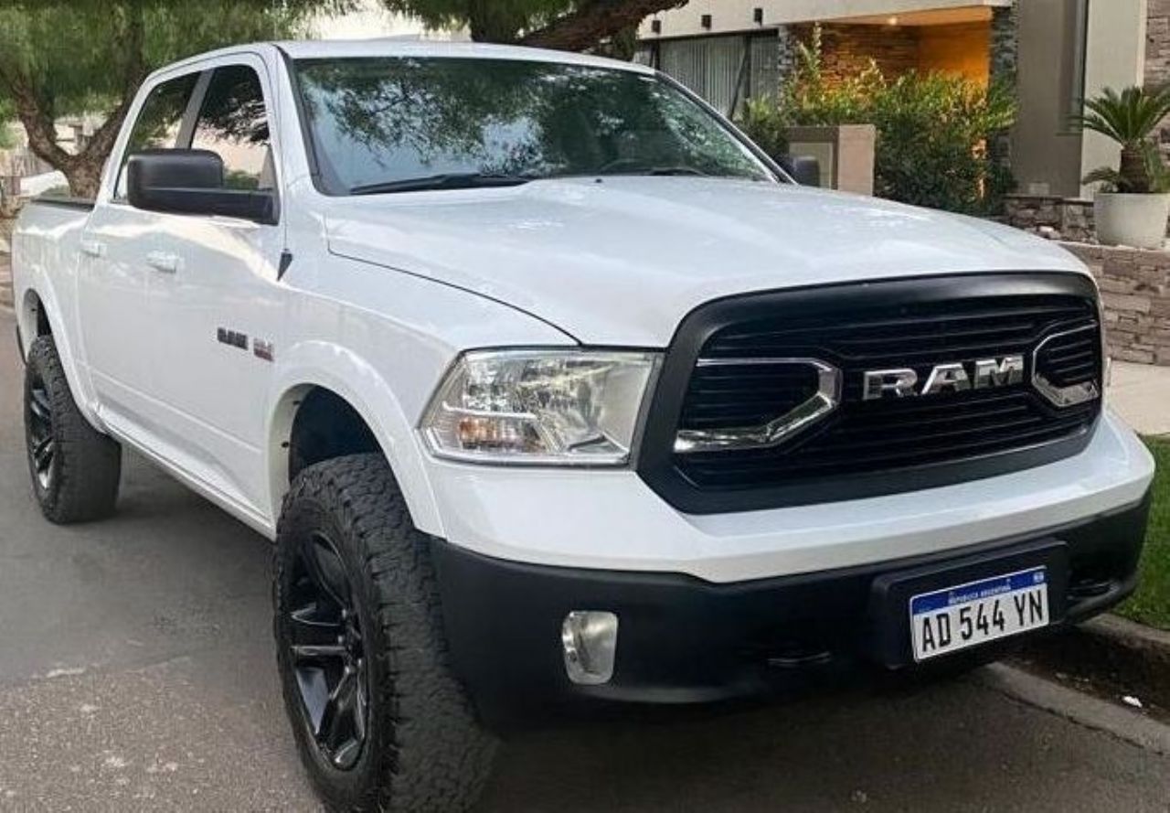 RAM 1500 Usada en Mendoza, deRuedas