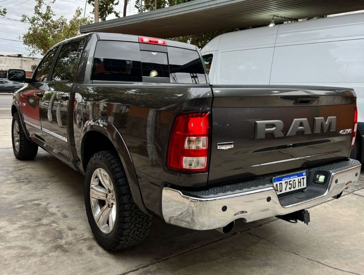 RAM 1500 Usada en San Juan, deRuedas