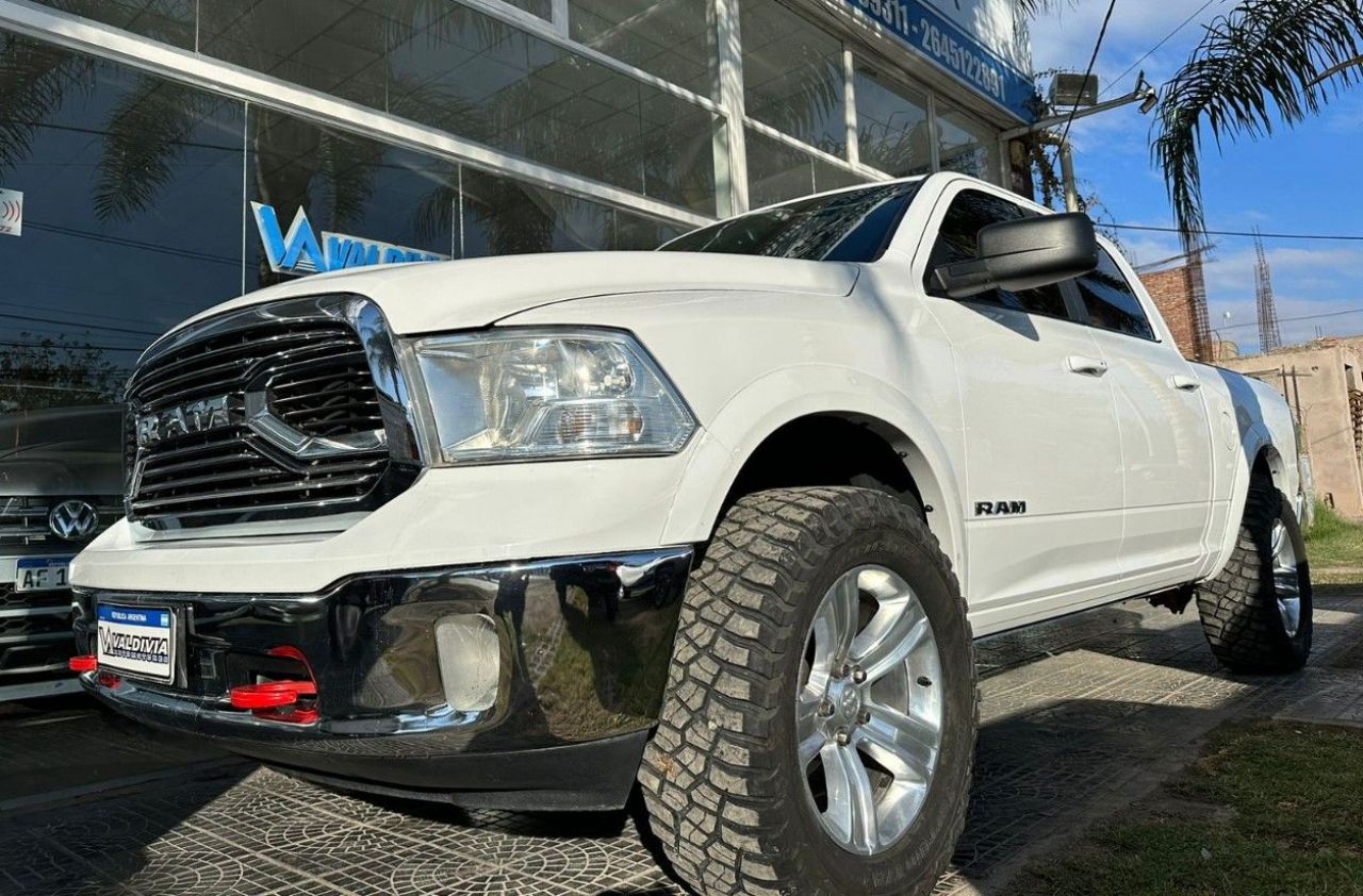 RAM 1500 Usada en San Juan, deRuedas