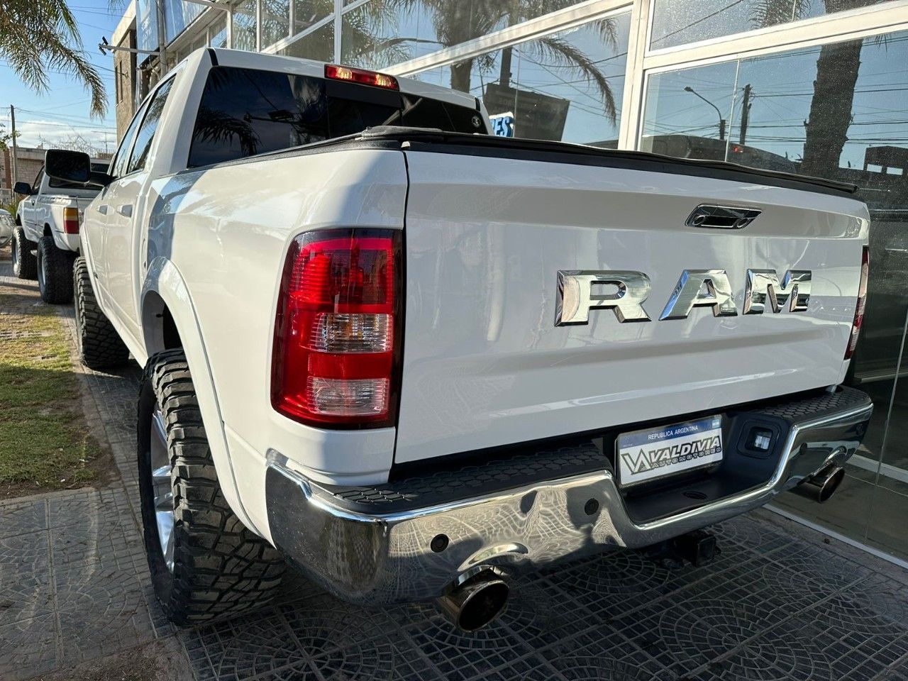 RAM 1500 Usada en San Juan, deRuedas