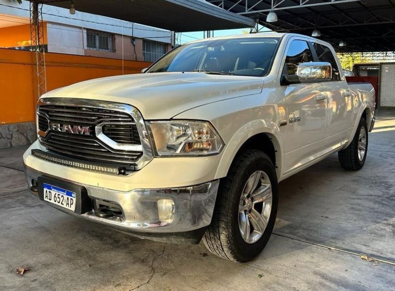 RAM 1500 Usada Financiado en San Juan, deRuedas