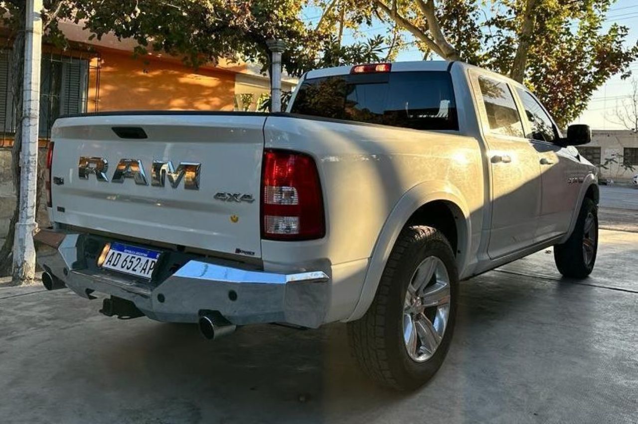 RAM 1500 Usada en San Juan, deRuedas