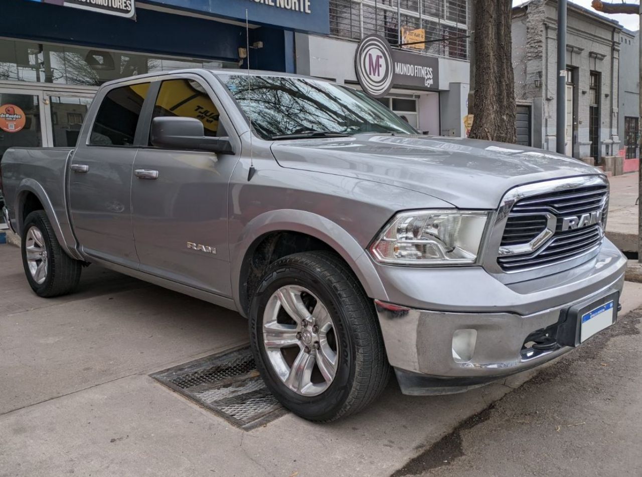 RAM 1500 Usada en Mendoza, deRuedas