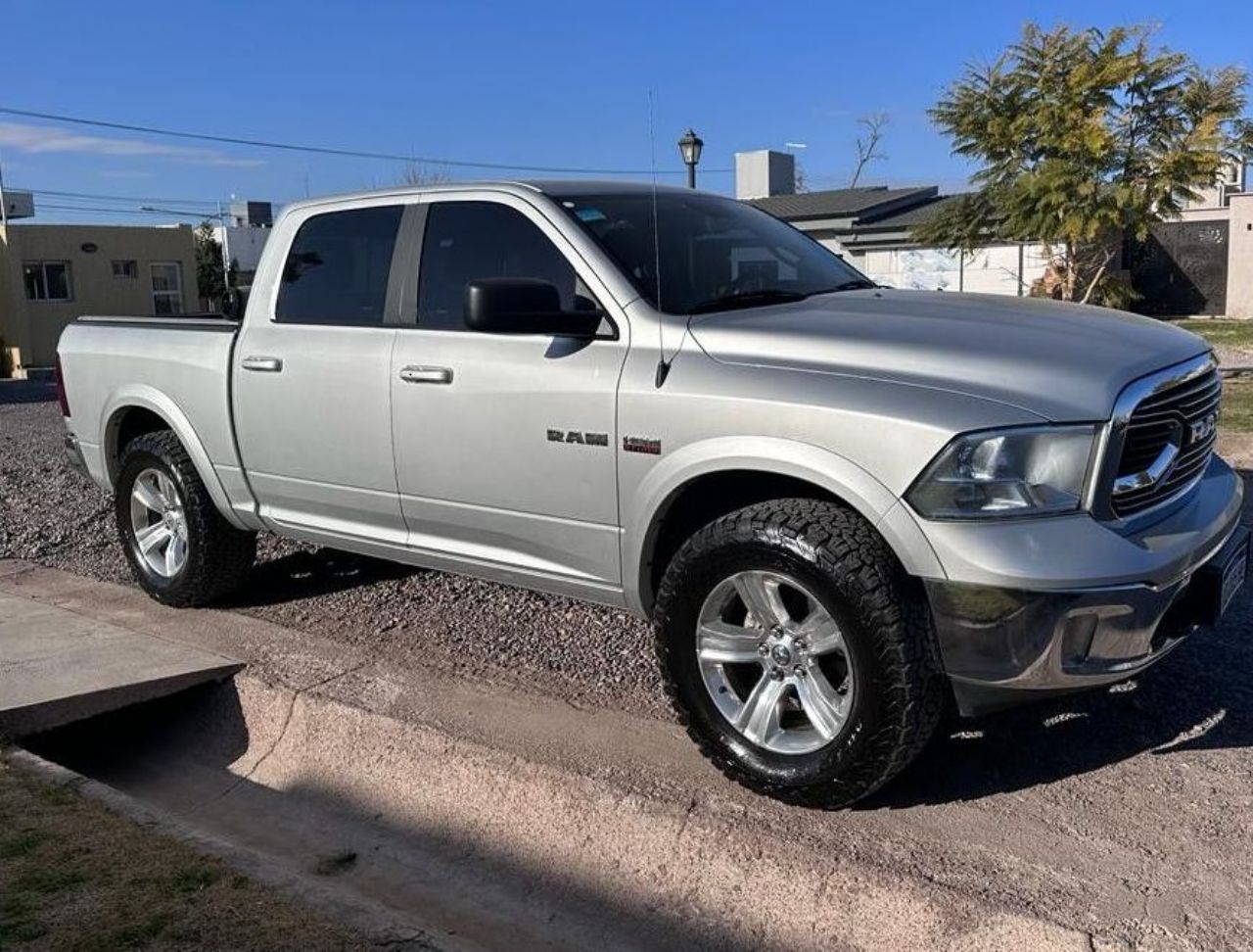 RAM 1500 Usada en Mendoza, deRuedas