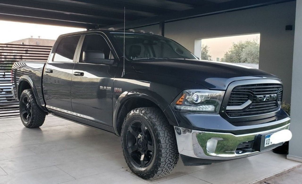 RAM 1500 Usada en Mendoza, deRuedas