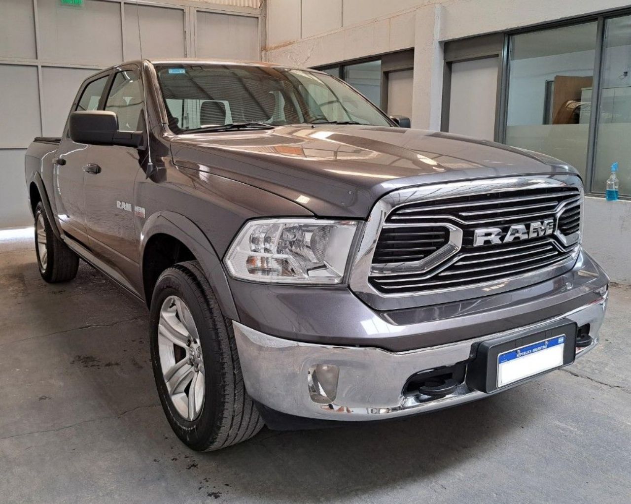 RAM 1500 Usada en Mendoza, deRuedas