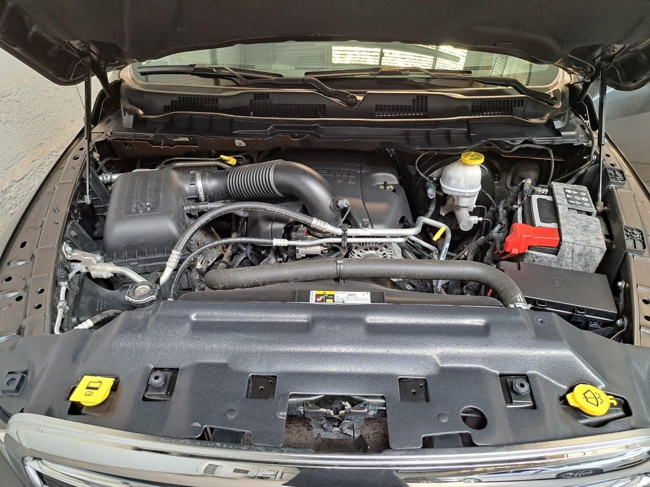 RAM 1500 Usada en Mendoza, deRuedas