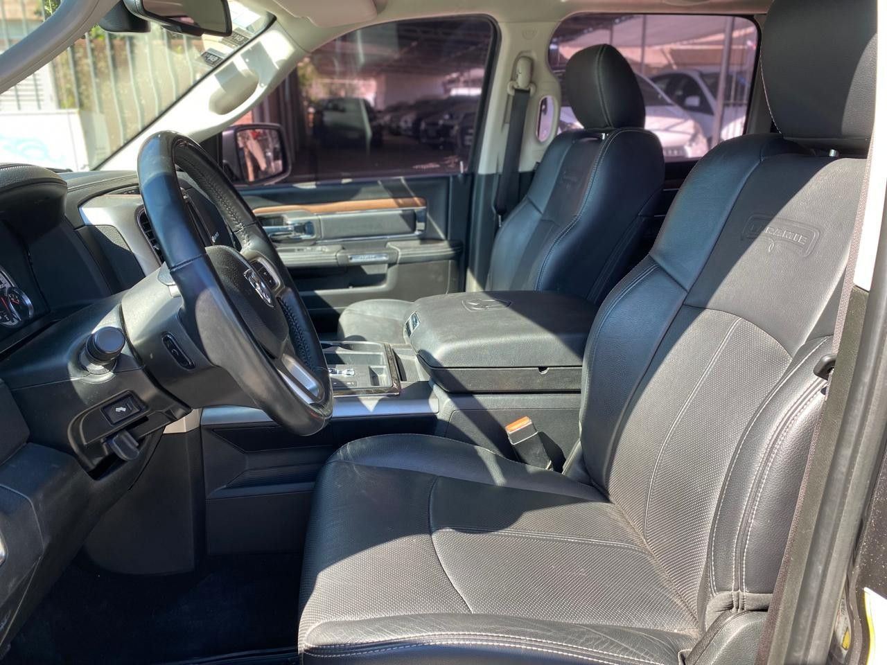 RAM 1500 Usada Financiado en San Juan, deRuedas