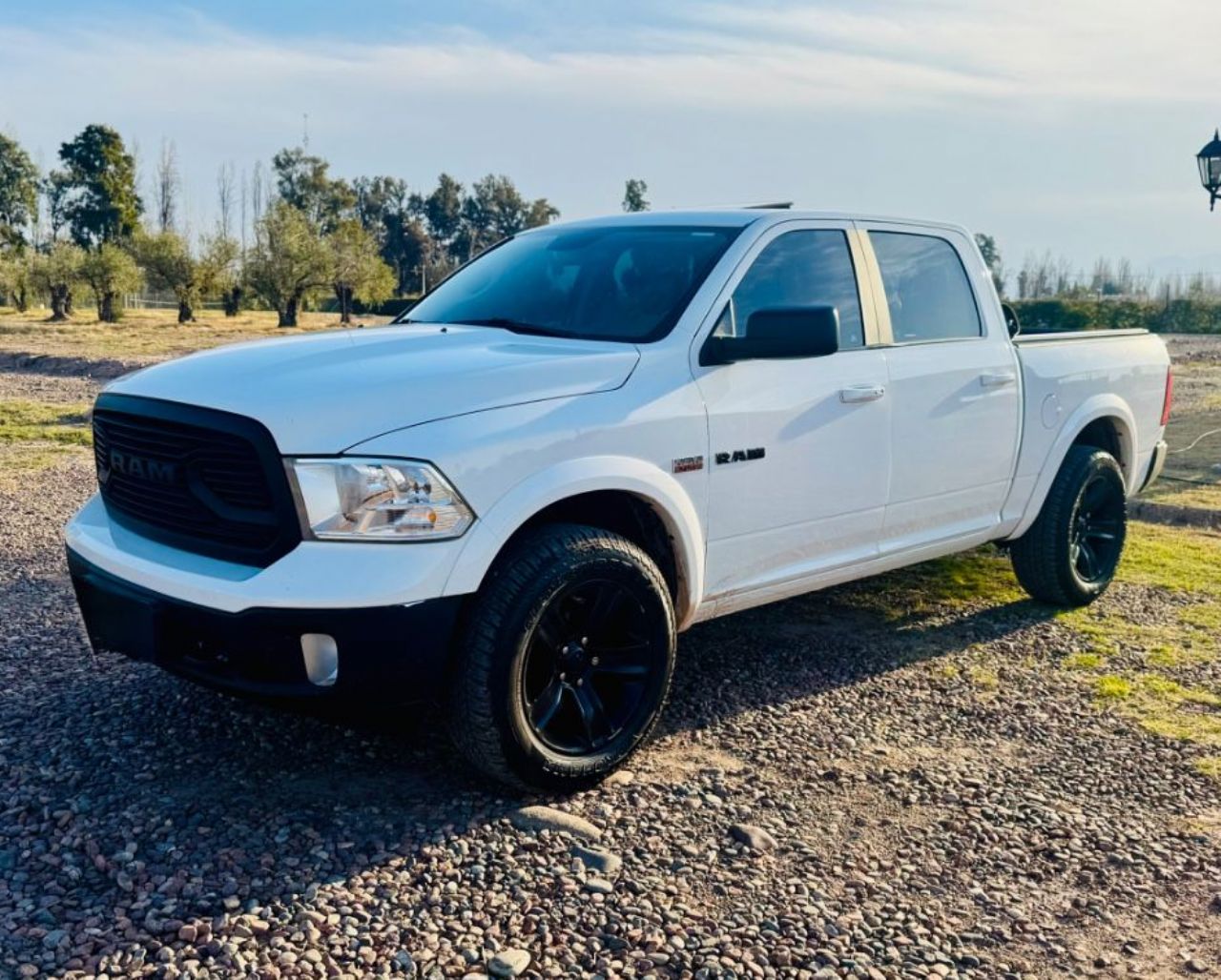 RAM 1500 Usada en Mendoza, deRuedas
