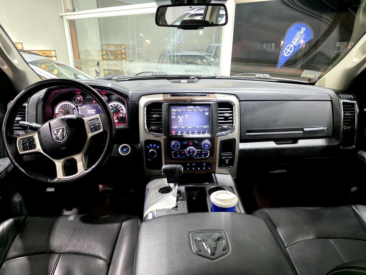RAM 1500 Usada Financiado en Mendoza, deRuedas
