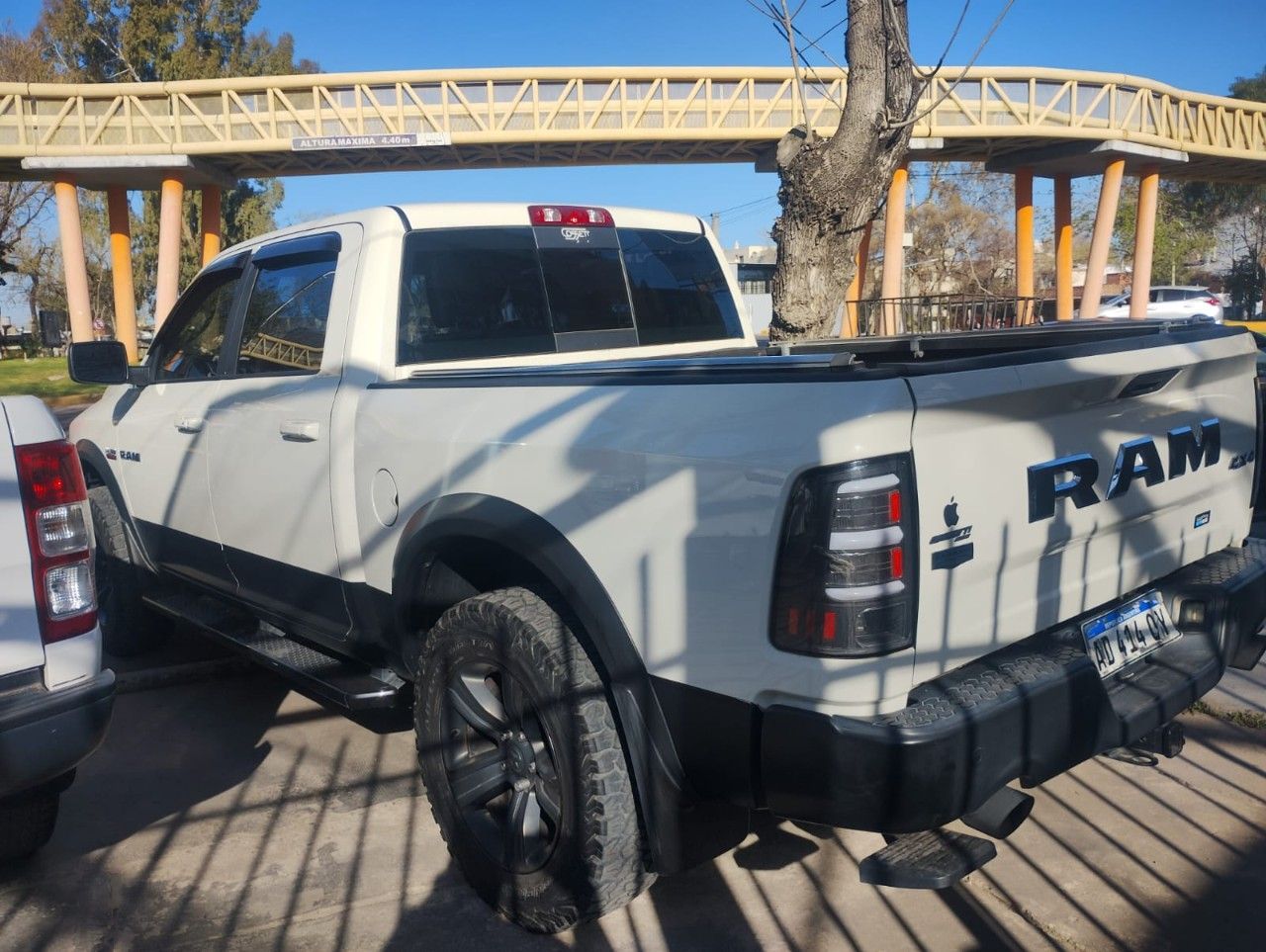 RAM 1500 Usada en Mendoza, deRuedas