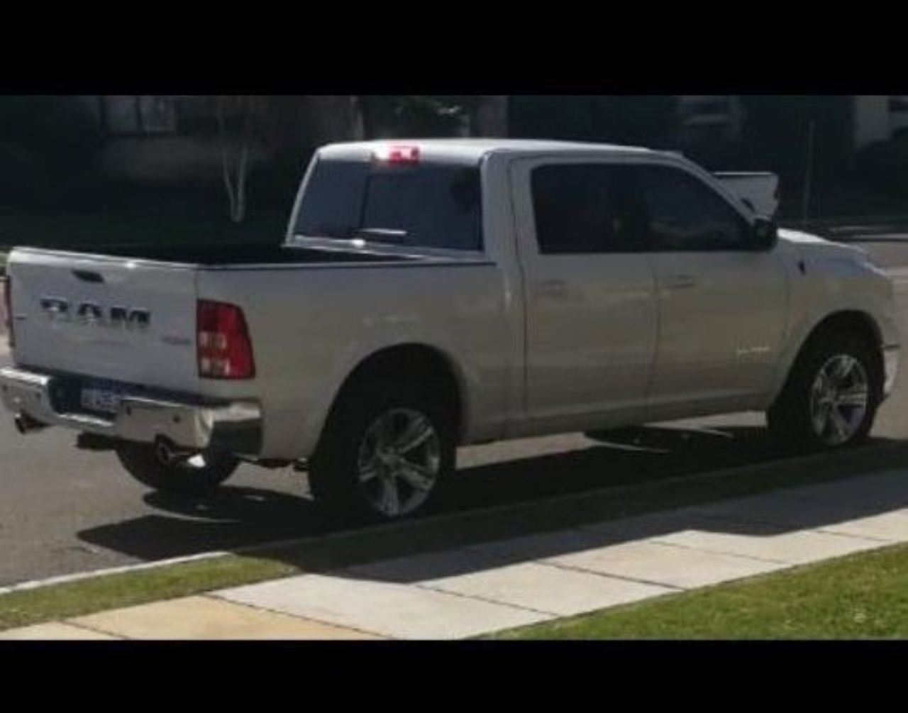RAM 1500 Usada en Mendoza, deRuedas
