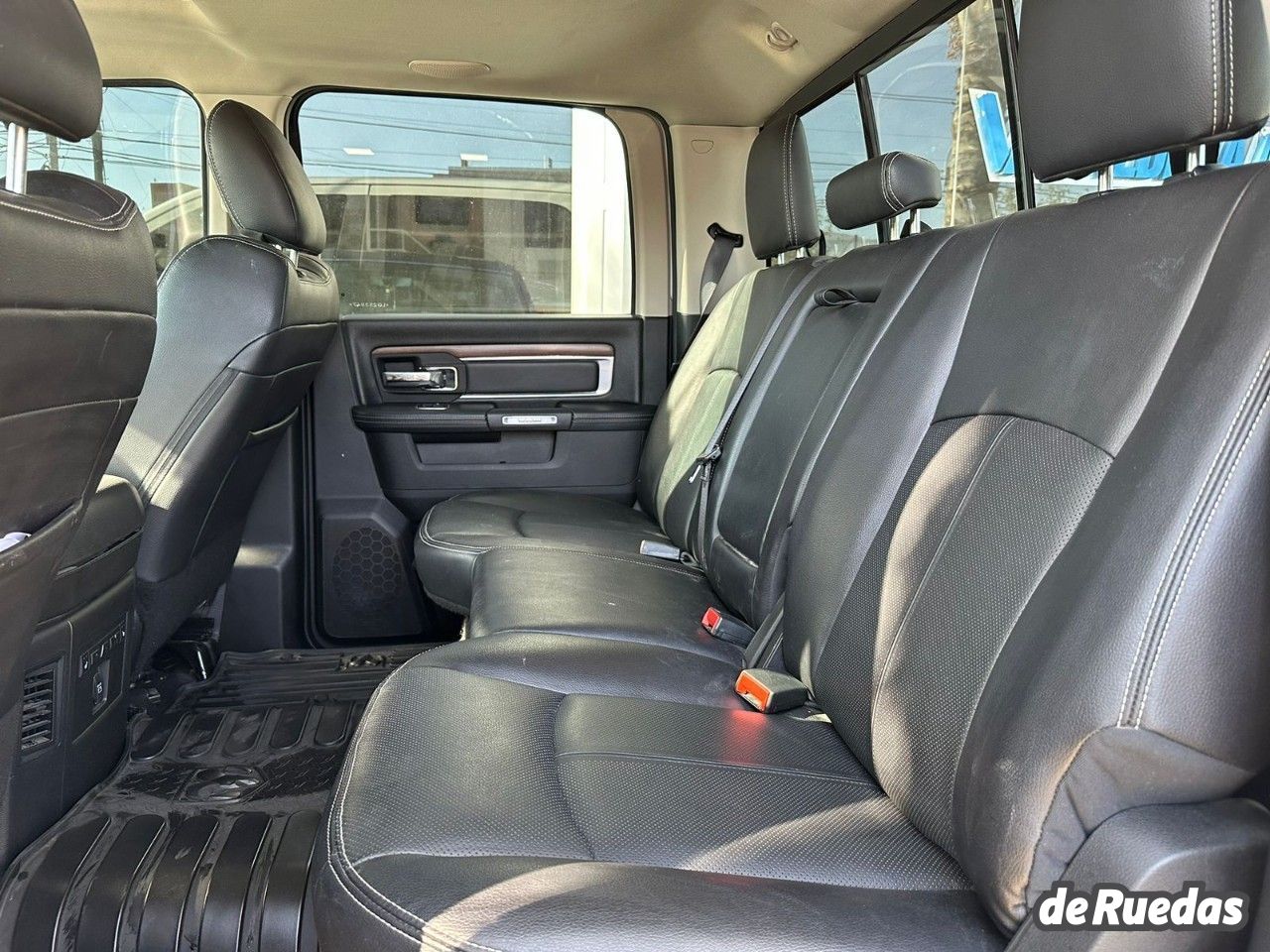 RAM 1500 Usada en San Juan, deRuedas