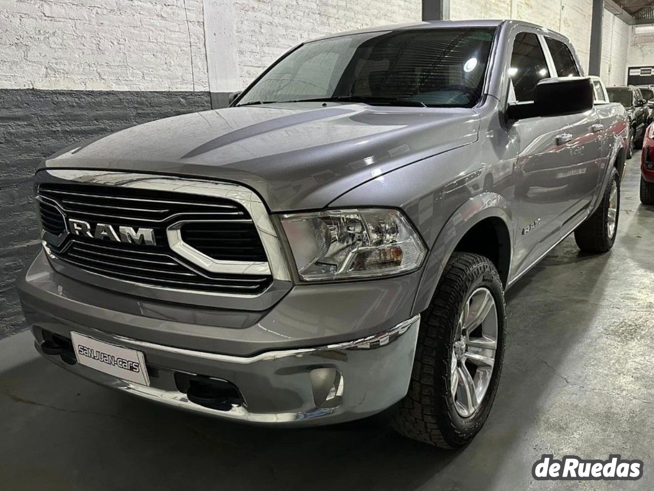 RAM 1500 Usada en San Juan, deRuedas