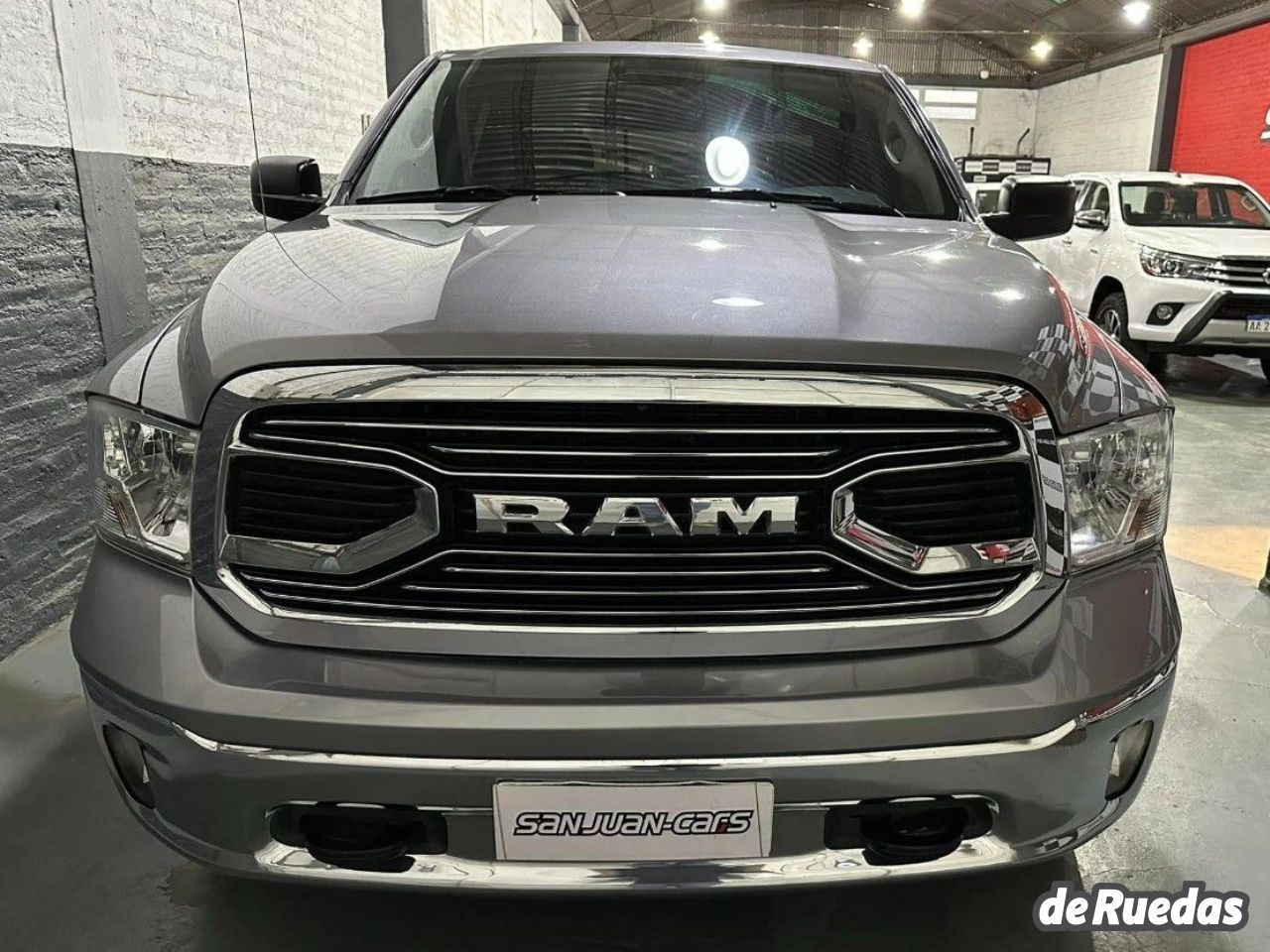 RAM 1500 Usada en San Juan, deRuedas