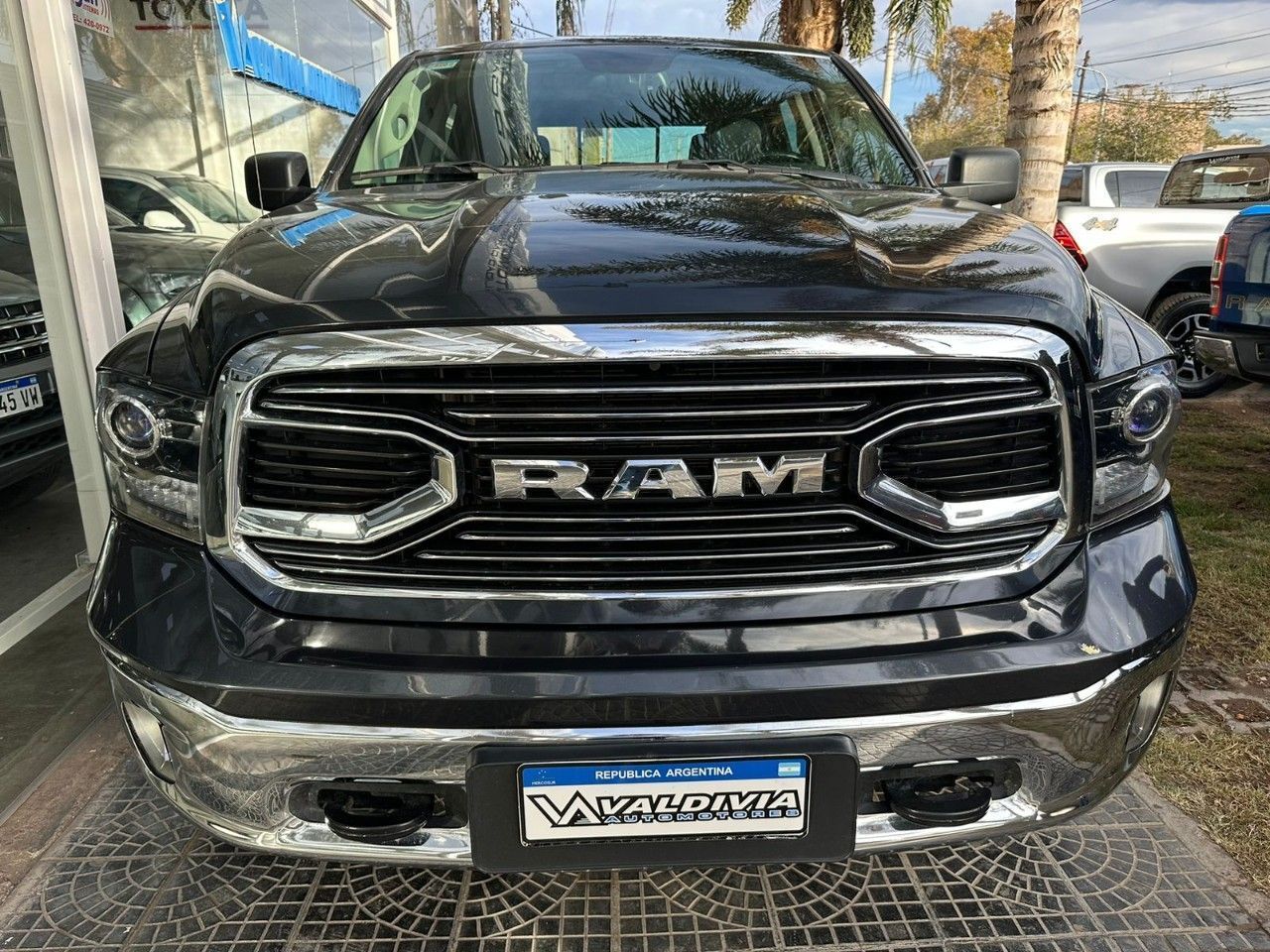 RAM 1500 Usada en San Juan, deRuedas