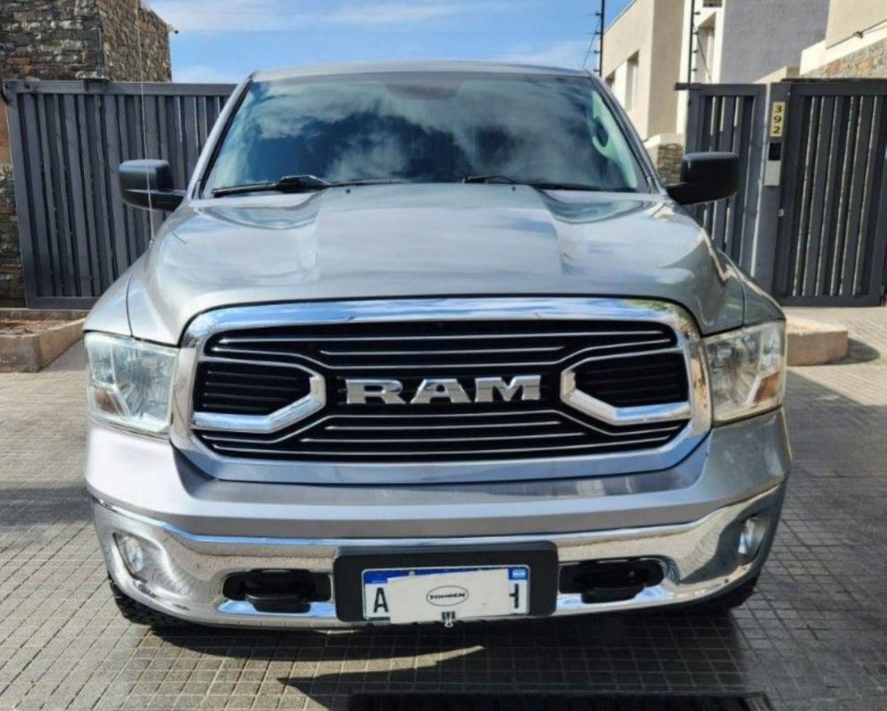 RAM 1500 Usada en Mendoza, deRuedas