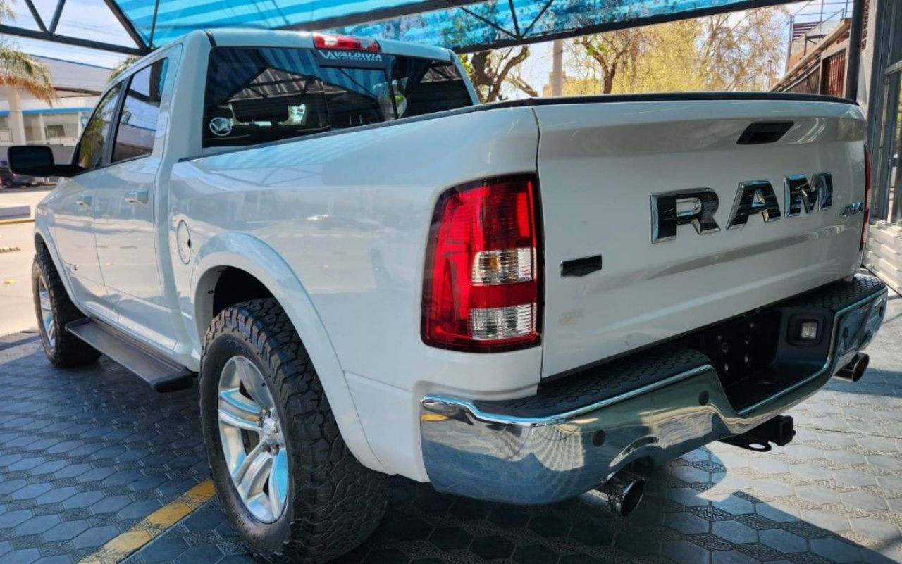 RAM 1500 Usada en Mendoza, deRuedas