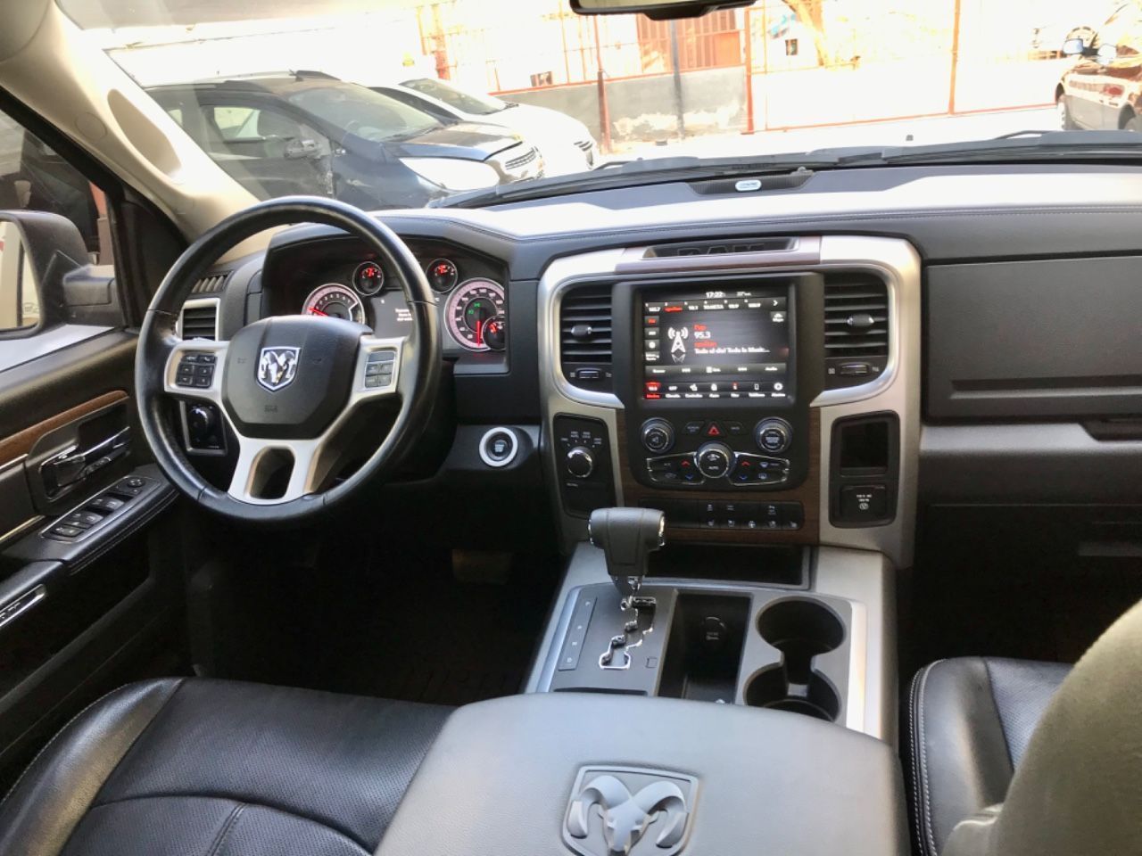 RAM 1500 Usada en Mendoza, deRuedas