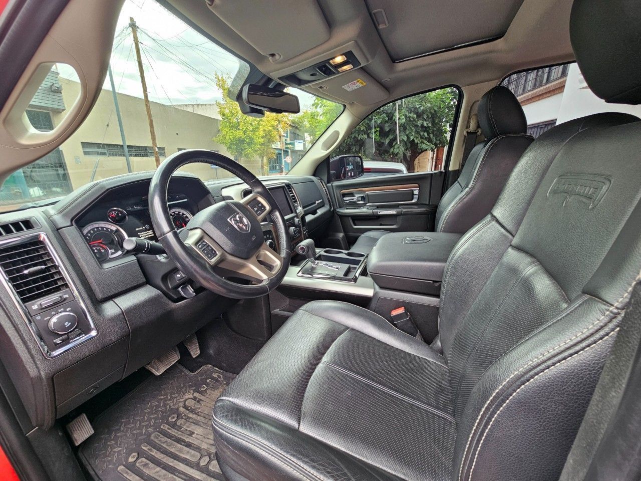 RAM 1500 Usada en Mendoza, deRuedas