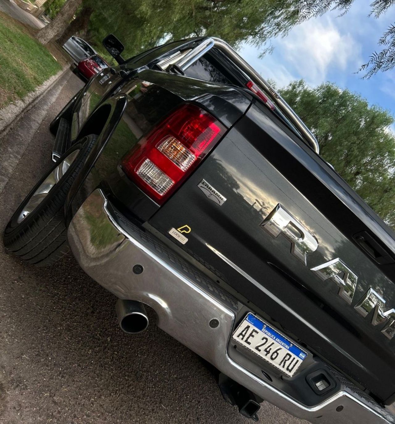RAM 1500 Usada en Mendoza, deRuedas