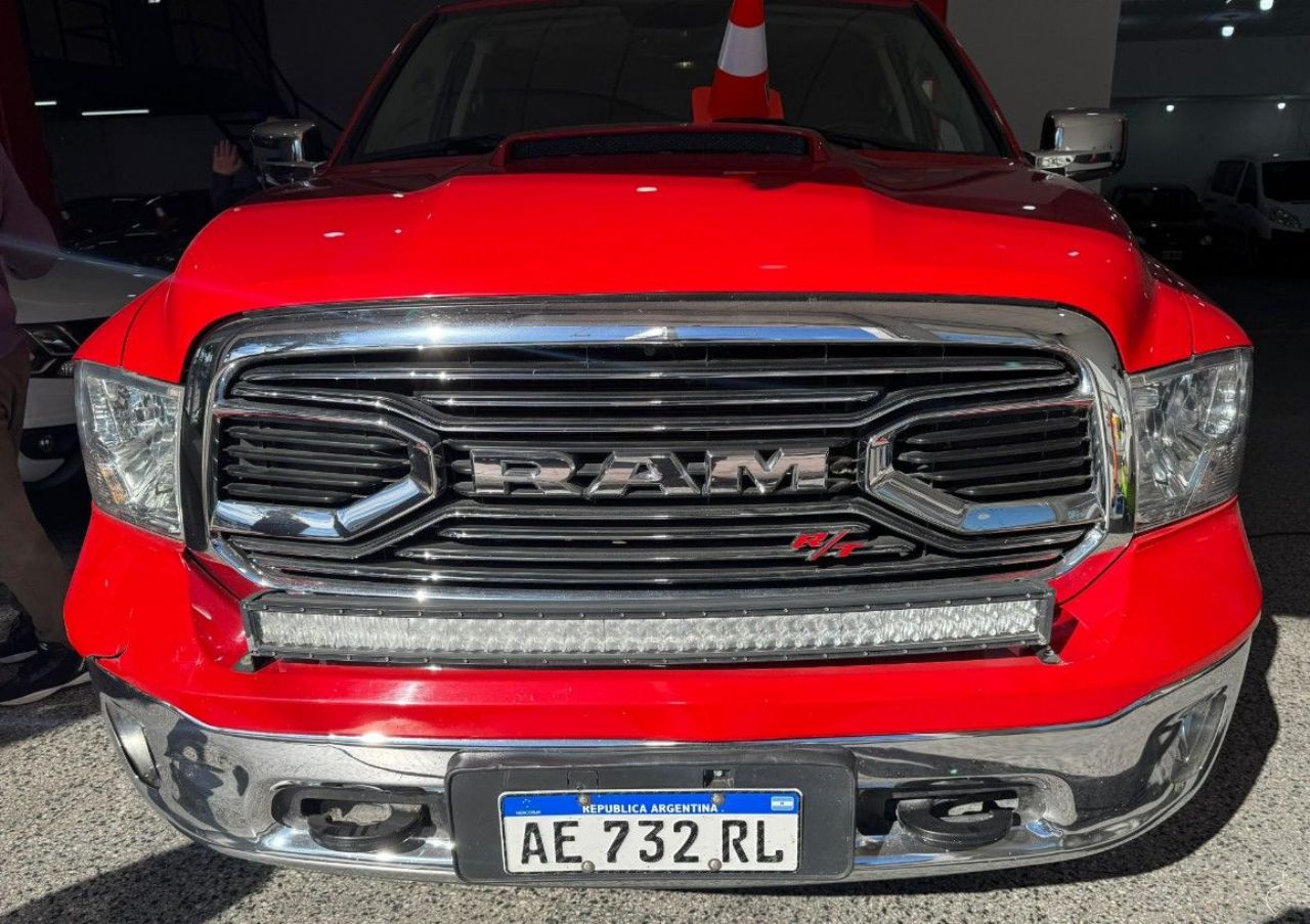 RAM 1500 Usada Financiado en San Luis, deRuedas