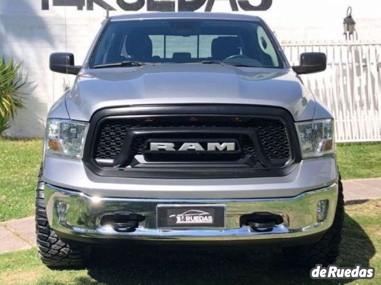 RAM 1500 Usada en Mendoza, deRuedas