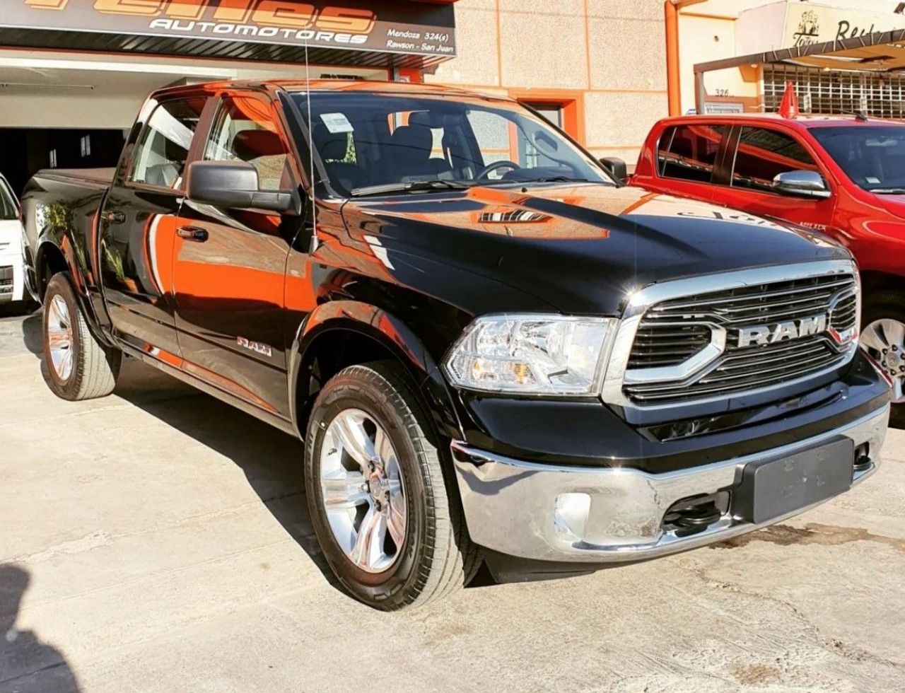 RAM 1500 Usada en San Juan, deRuedas