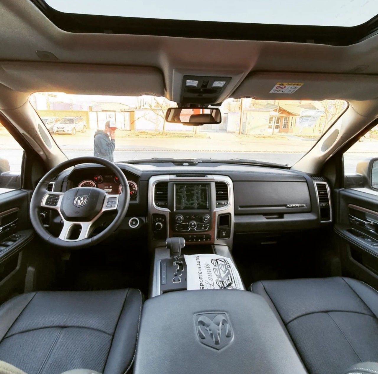 RAM 1500 Usada en San Juan, deRuedas
