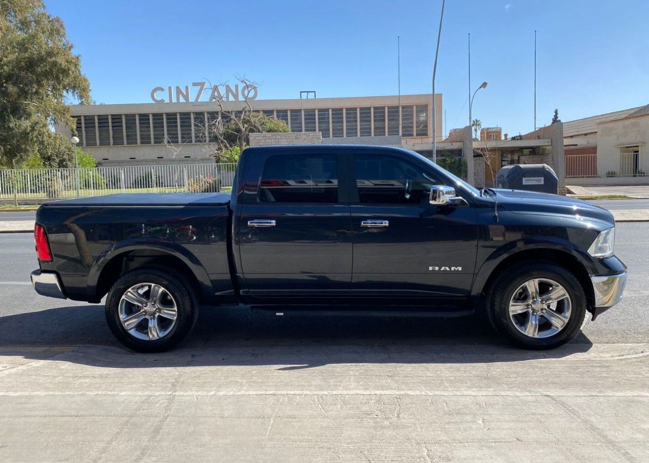 RAM 1500 Usada en San Juan, deRuedas
