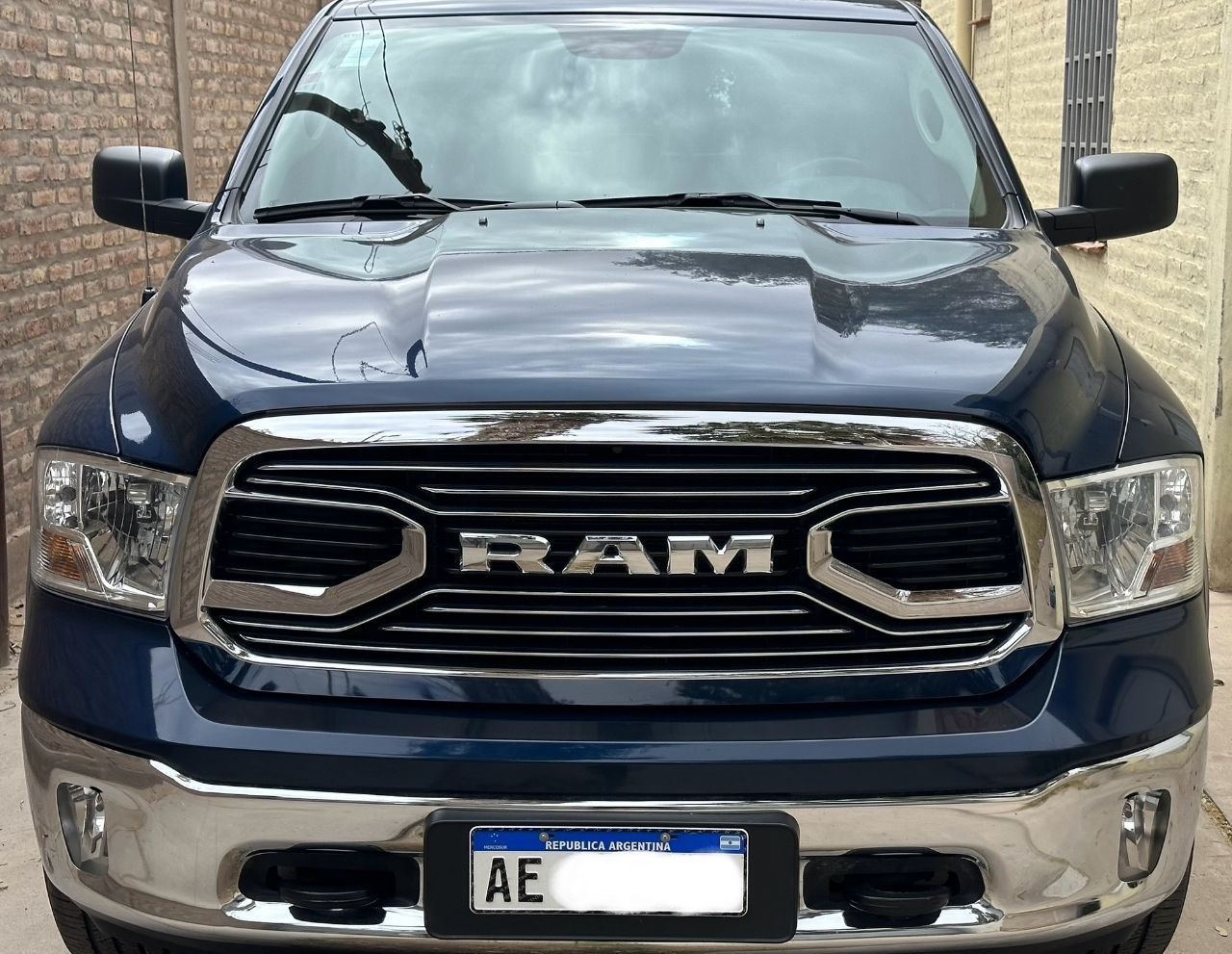 RAM 1500 Usada en San Juan, deRuedas