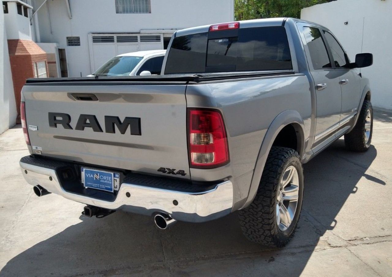 RAM 1500 Usada en Mendoza, deRuedas