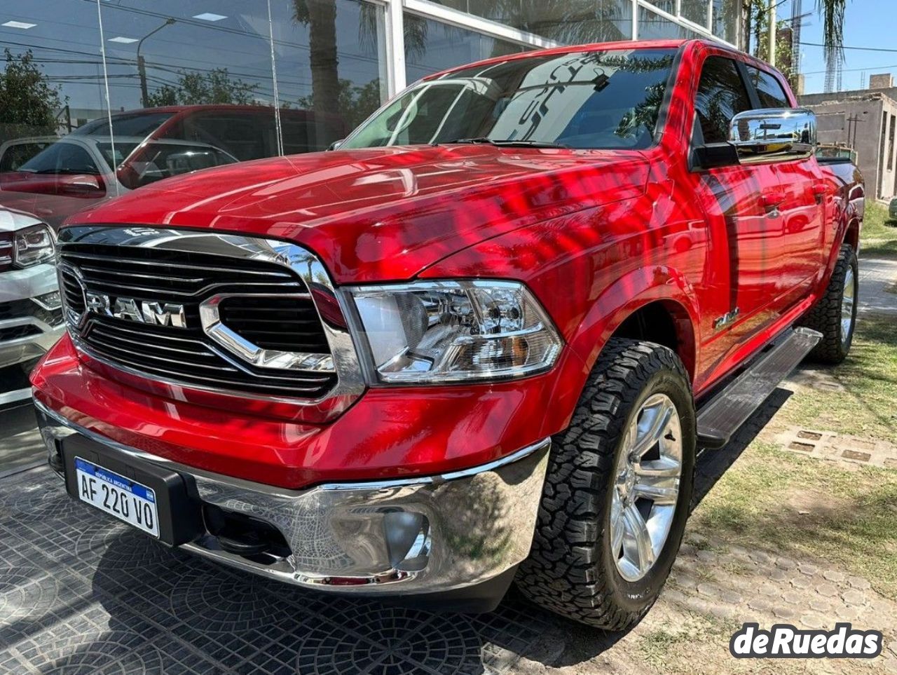 RAM 1500 Usada en San Juan, deRuedas